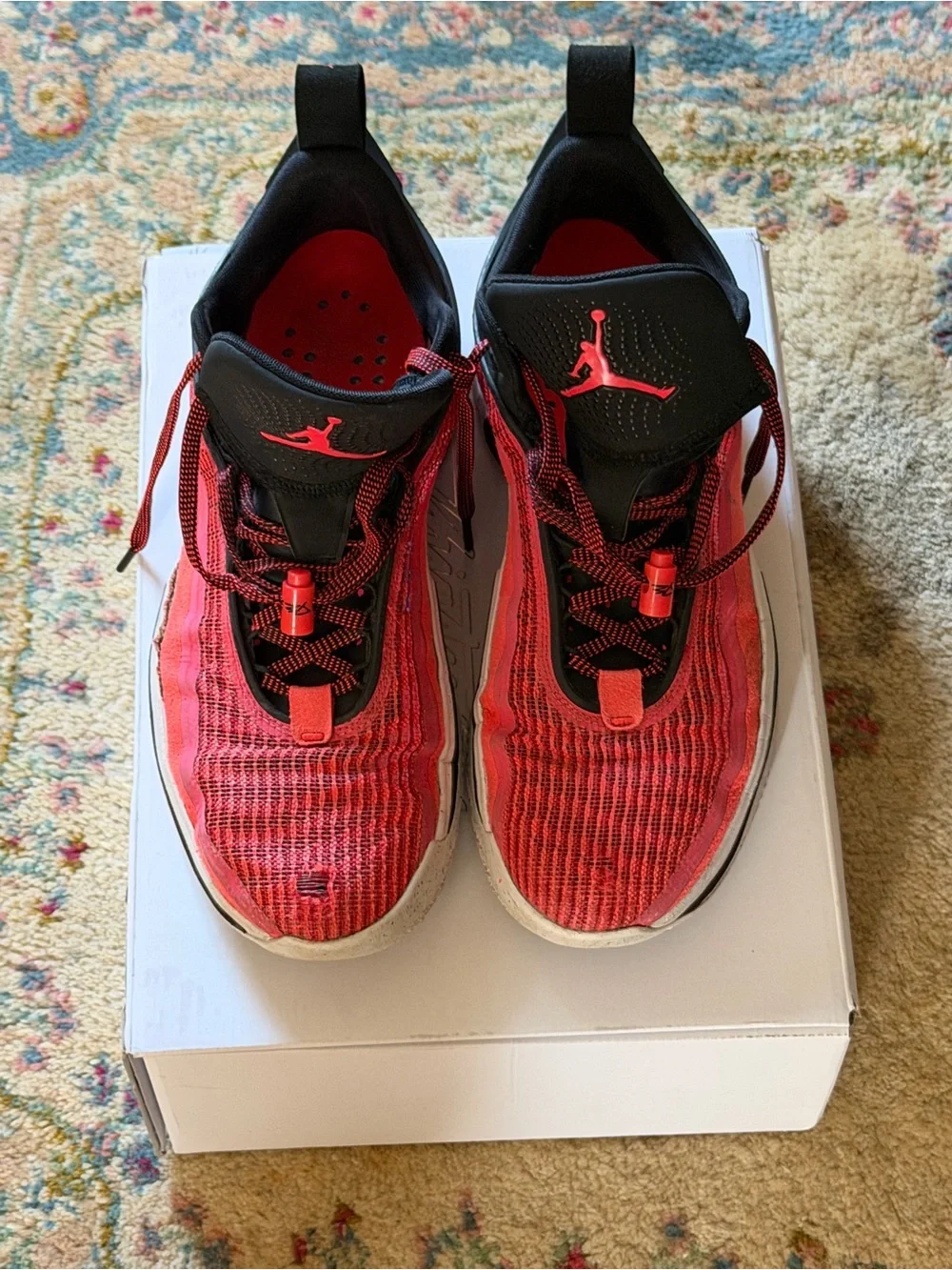 Jordan Men's Red and Black Low-Top Sneakers